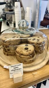 vegan almond cookies